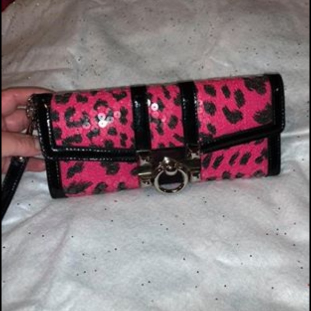 Betsey Johnson  pink/black cheetah wrislet/wallet